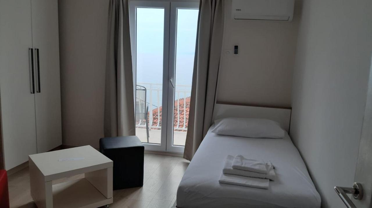 Apartmani Lara Gradac  Exteriér fotografie