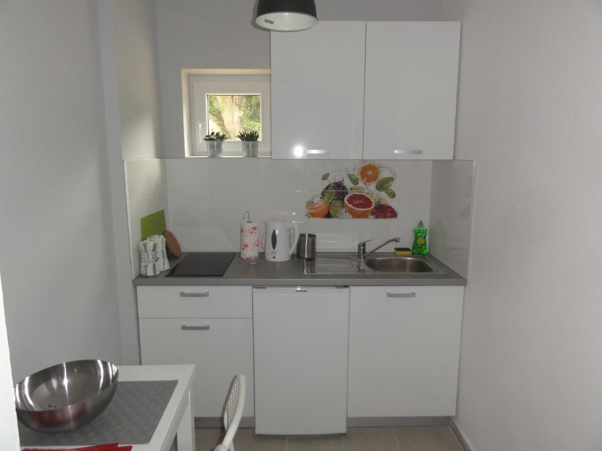 Apartmani Lara Gradac  Exteriér fotografie