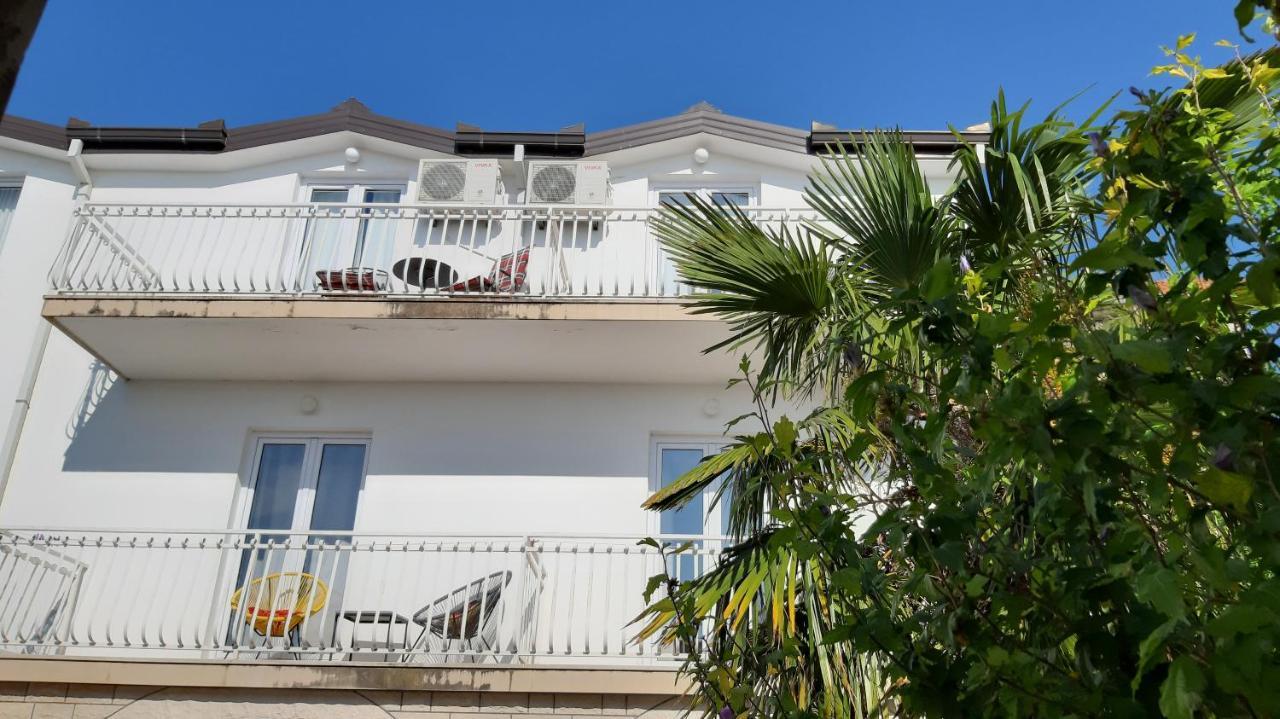 Apartmani Lara Gradac  Exteriér fotografie
