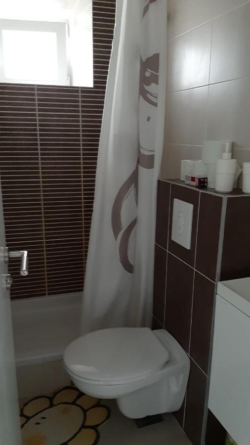 Apartmani Lara Gradac  Exteriér fotografie