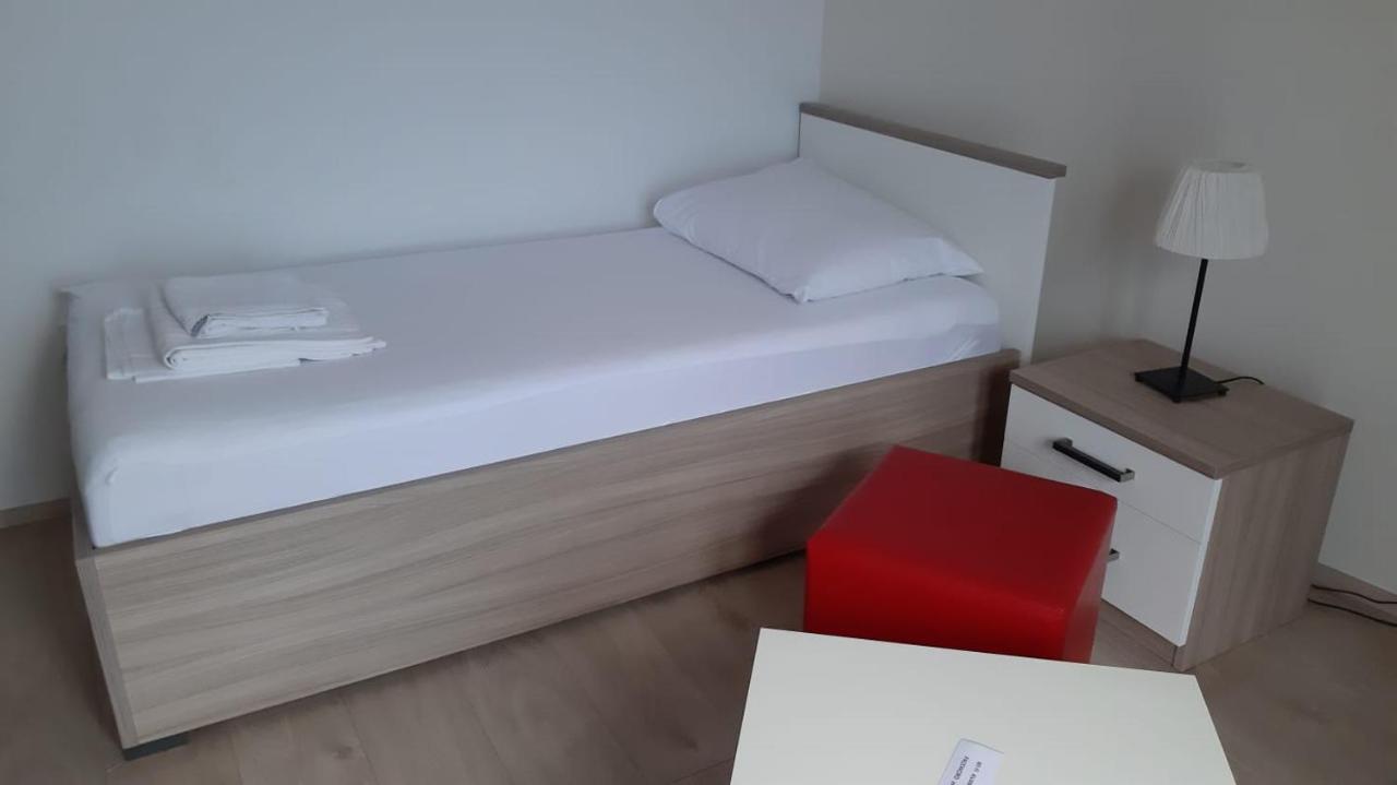 Apartmani Lara Gradac  Exteriér fotografie